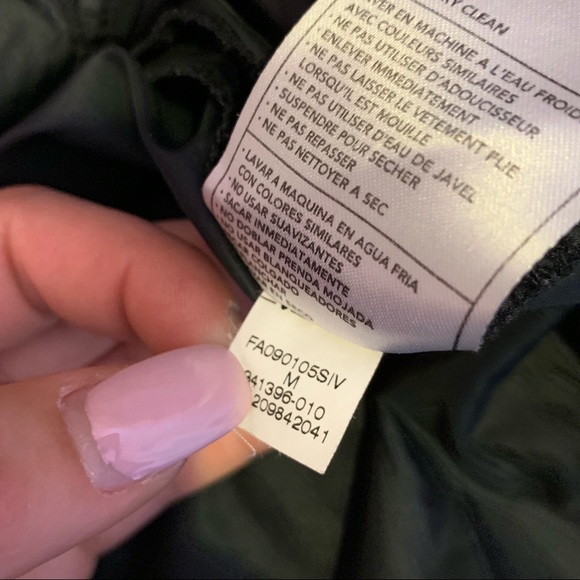 Livestrong nike windbreaker - Picture 4 of 5